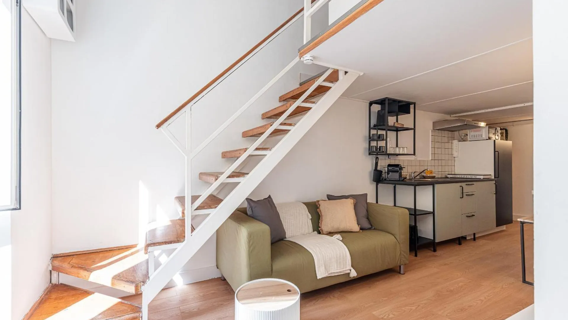 Lively District - Duplex Old Town Daire Nice 0*,  Fransa