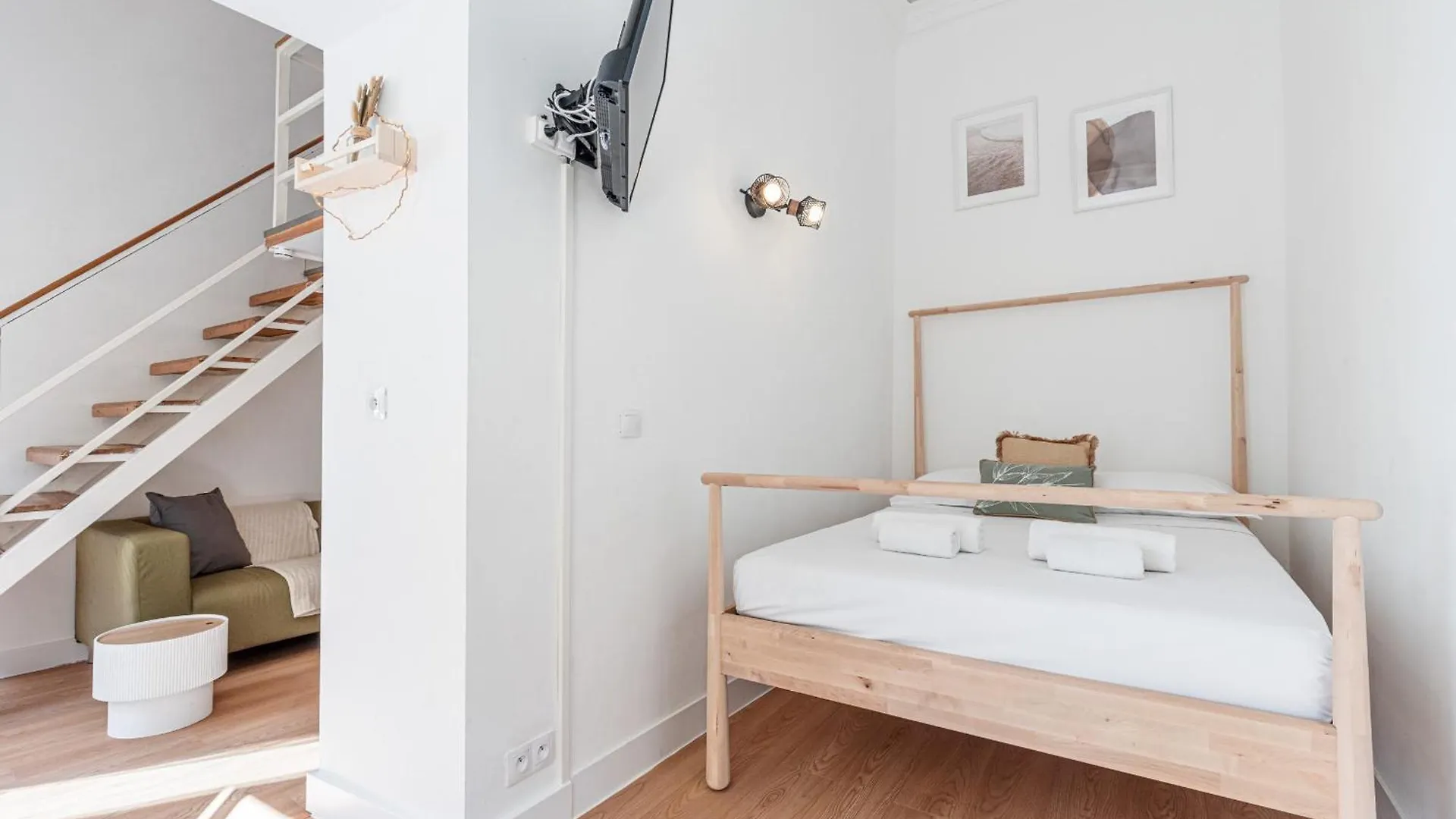 Lively District - Duplex Old Town Lejlighed Nice